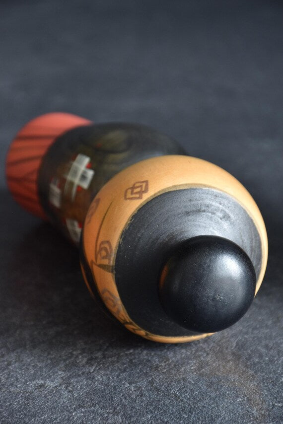 Hajime Miyashita Oshin Lullaby Kokeshi top view showing patterned headband and topknot