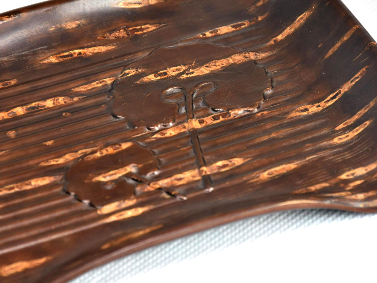 Kabazaiku Cherry Bark Plates Ginkgo Motif Serving Tray pattern detail of the embossed ginkgo leaf