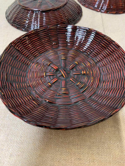 Rantai Shikki woven bamboo lacquer small plate interior basket-weave pattern detail