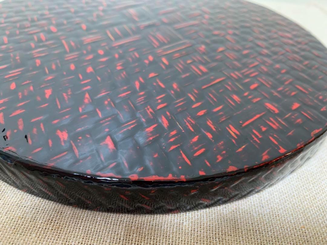 Rantai Shikki Woven Bamboo Lacquer Tray And Chataku Set surface showing the reddish-brown urushi lacquer finish