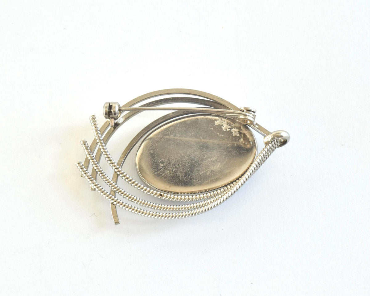 Kiyomizu-Yaki porcelain floral brooch pendant showing the secure metal pin on the back