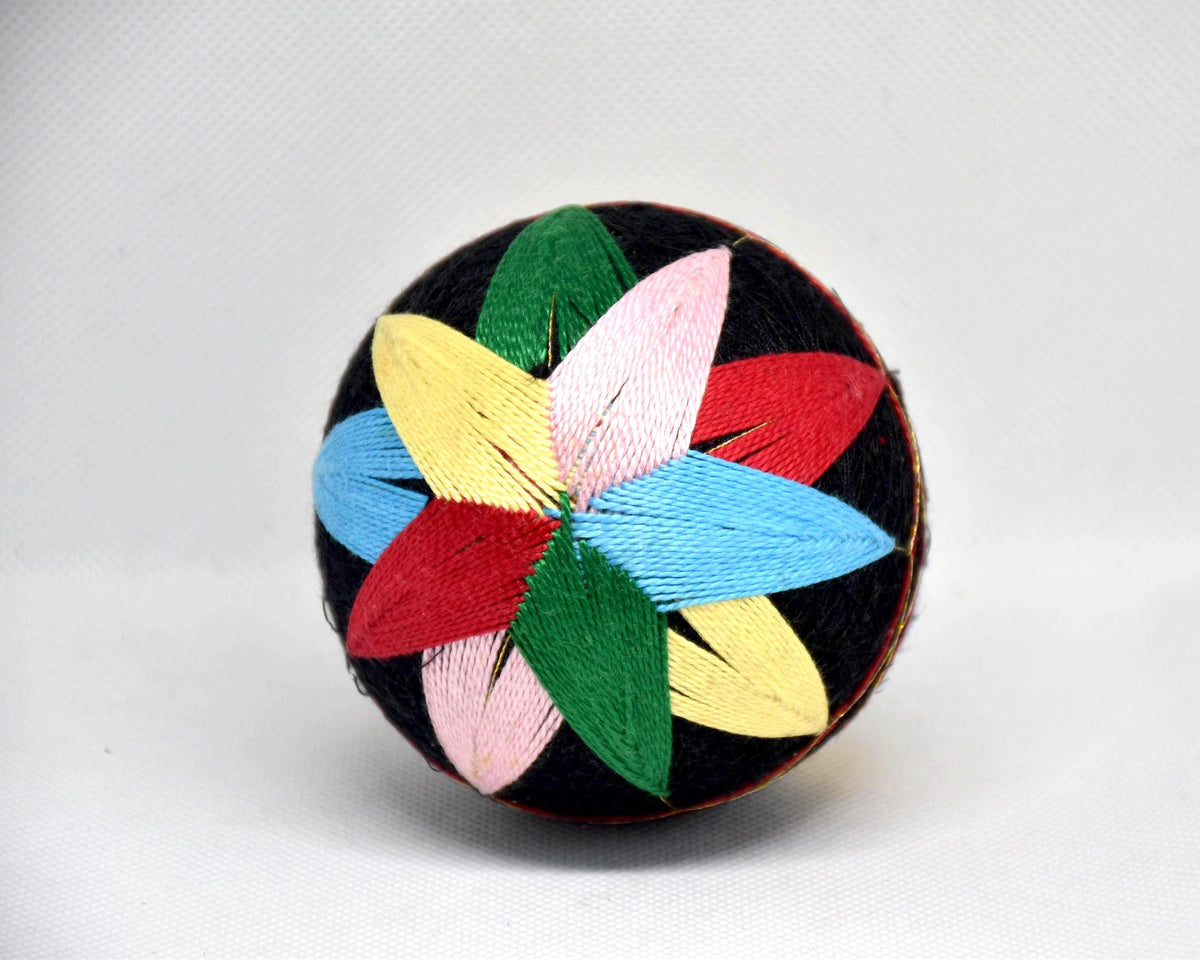 Japanese Temari ball alternative pattern view with embroidered petals