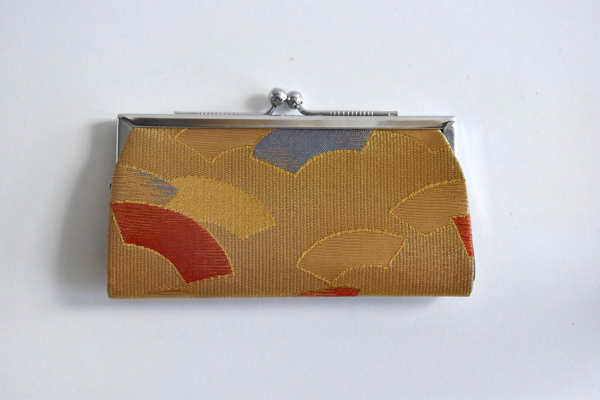 Nishijin-Ori Silk Gamaguchi Coin Purse pattern detail flat view
