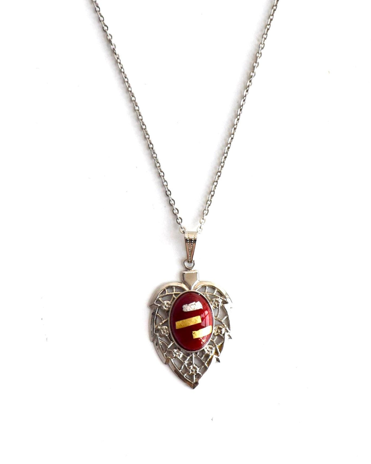Okagaki Kōtoku vintage necklace displayed with chain and red oval pendant centerpiece