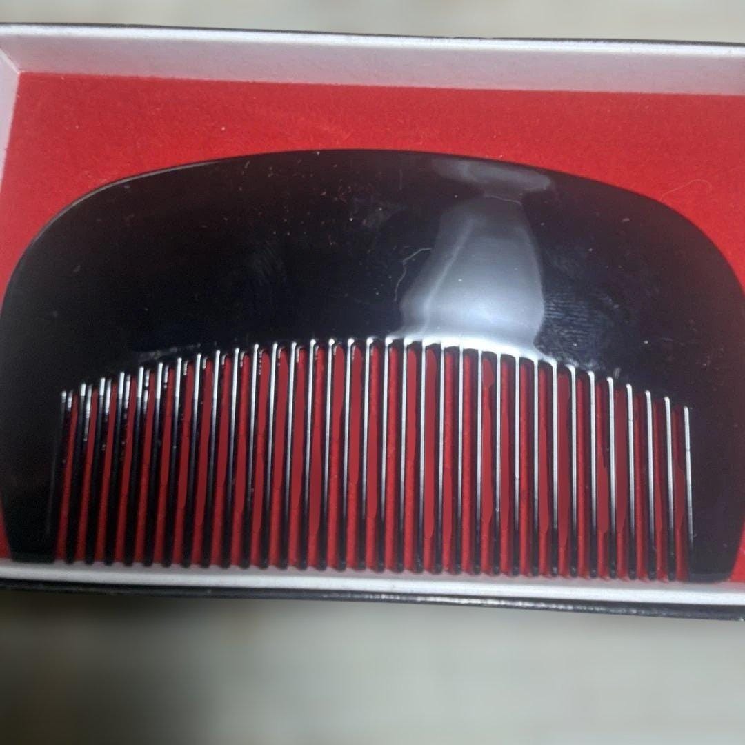 Japanese Black Lacquer Kushi Comb back view resting inside original red lined box