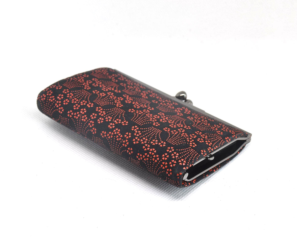 Inden Deerskin Gamaguchi Coin Purse side profile showing slim construction