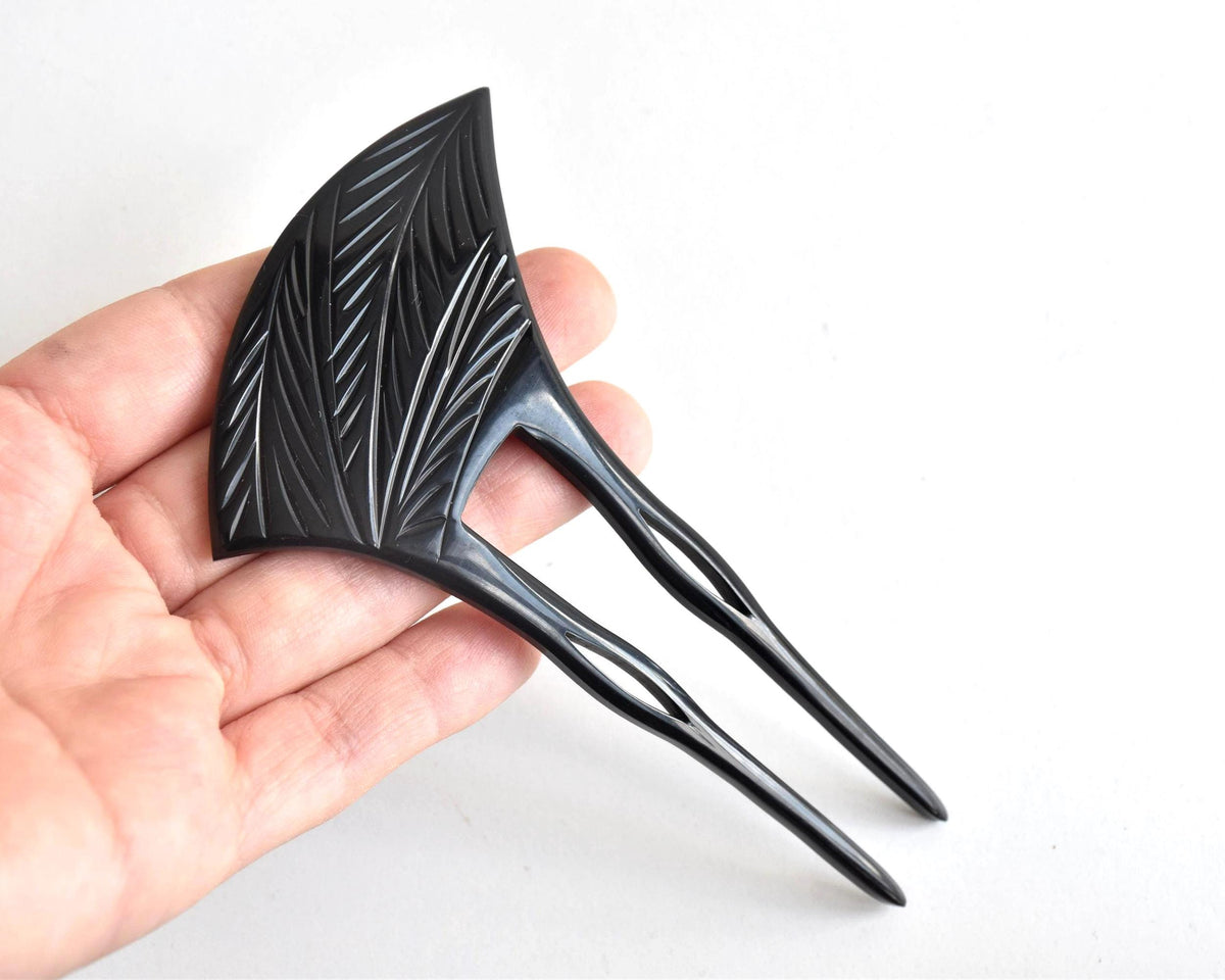 Bachi-Gata Kanzashi Fan-Shaped Hair Fork shown next to a hand to demonstrate its relative size