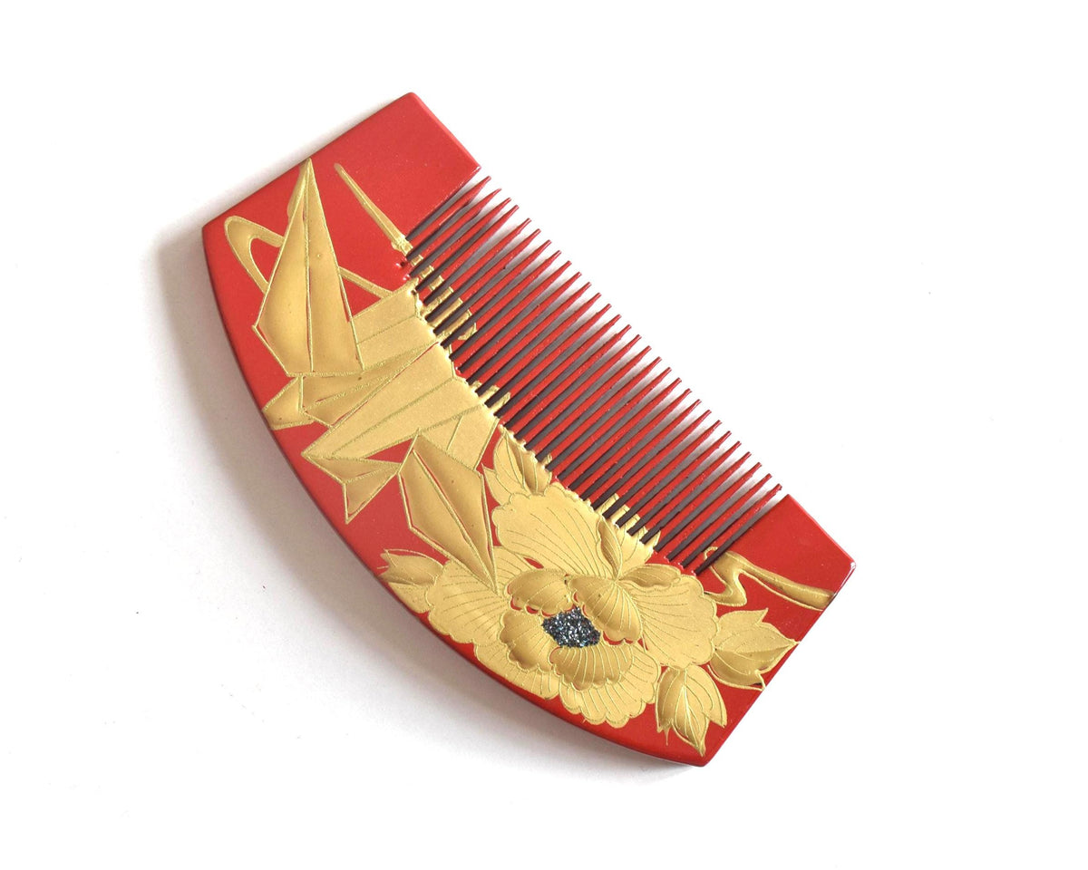 Red Lacquer Kanzashi Set hair accessories comb front with gold crane and peony
