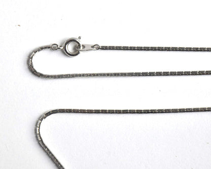 Japanese Zogan Floral Damascene Pendant Necklace clasp and chain detail view