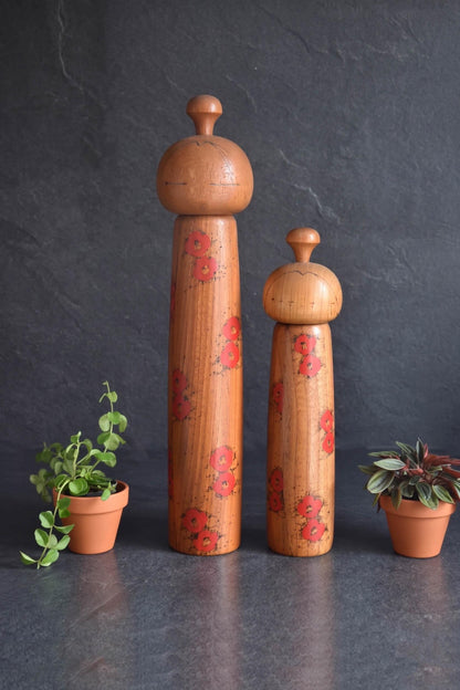 Toa Sekiguchi Tsubaki No Sato Sosaku Kokeshi Doll Pair handmade Japanese craft