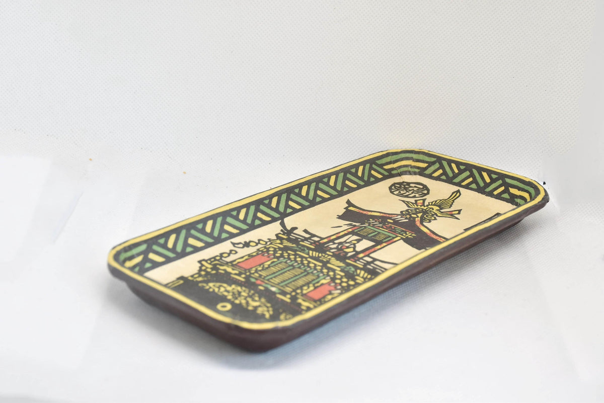 Ikkanbari Papier-Mache Serving Tray viewed from an angled side perspective