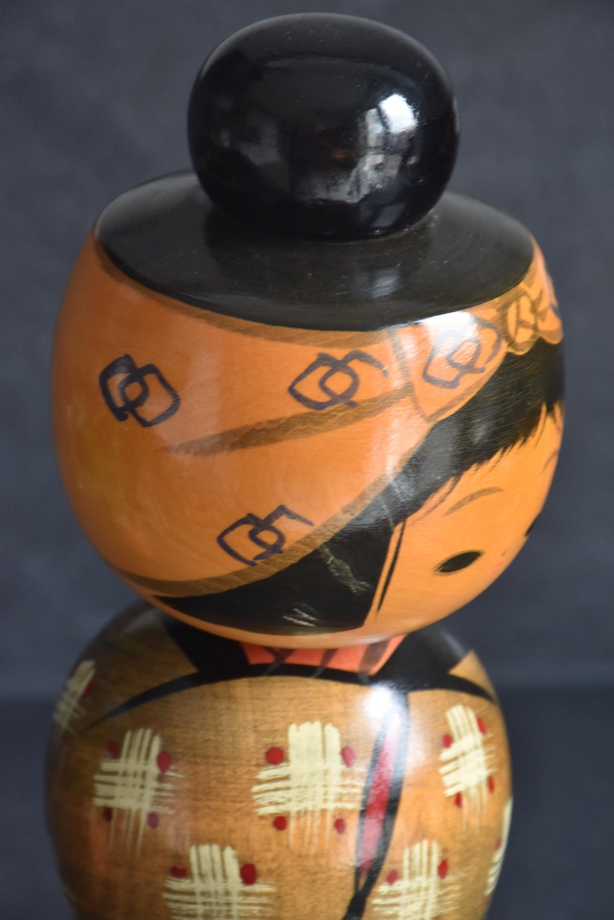 Hajime Miyashita kokeshi close up of topknot and head details