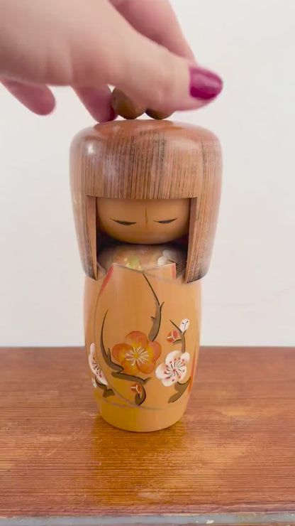 Kojo Tanaka Sosaku Kokeshi Doll