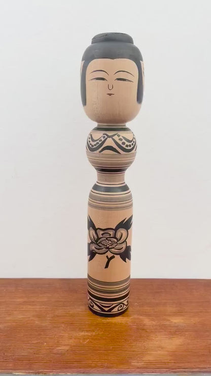 Tsugaru Kokeshi by Zenji Sato