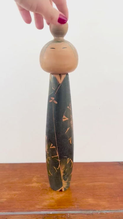 Issetsu Kuribayashi Creative Kokeshi Doll